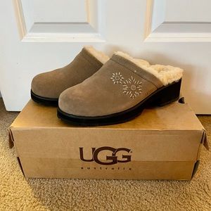 Ugg Clog